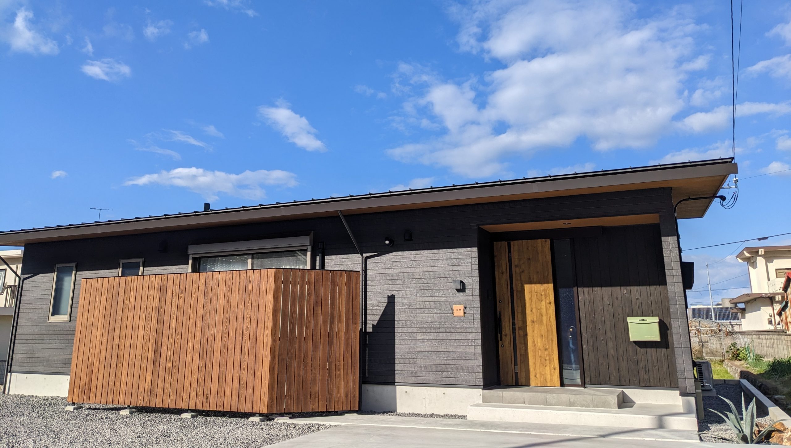 空間をつなぐ暮らしやすい平屋